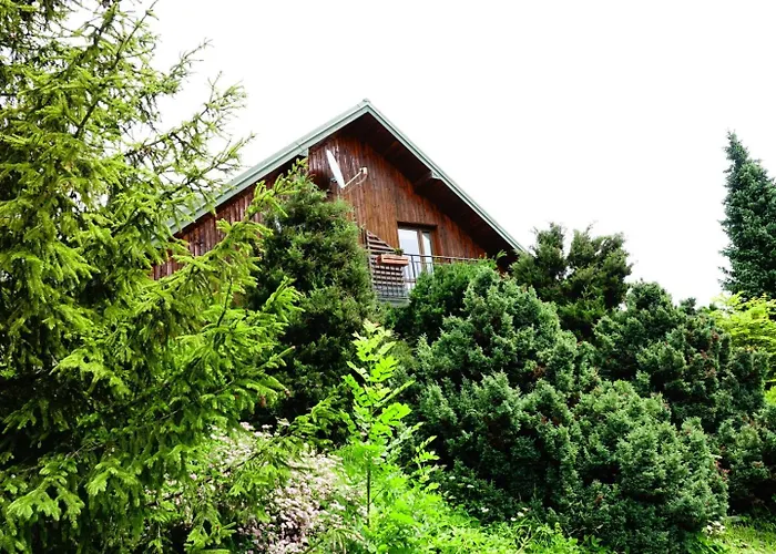 Bartek ホームステイ ティリチ